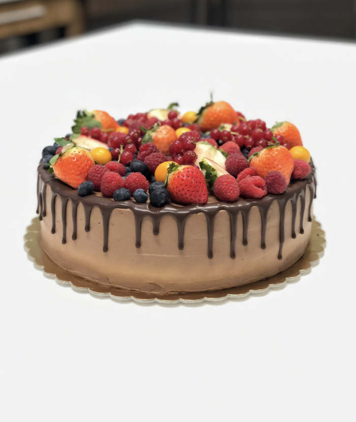 tort-na-zamowienie-krakow-drip-cake-4